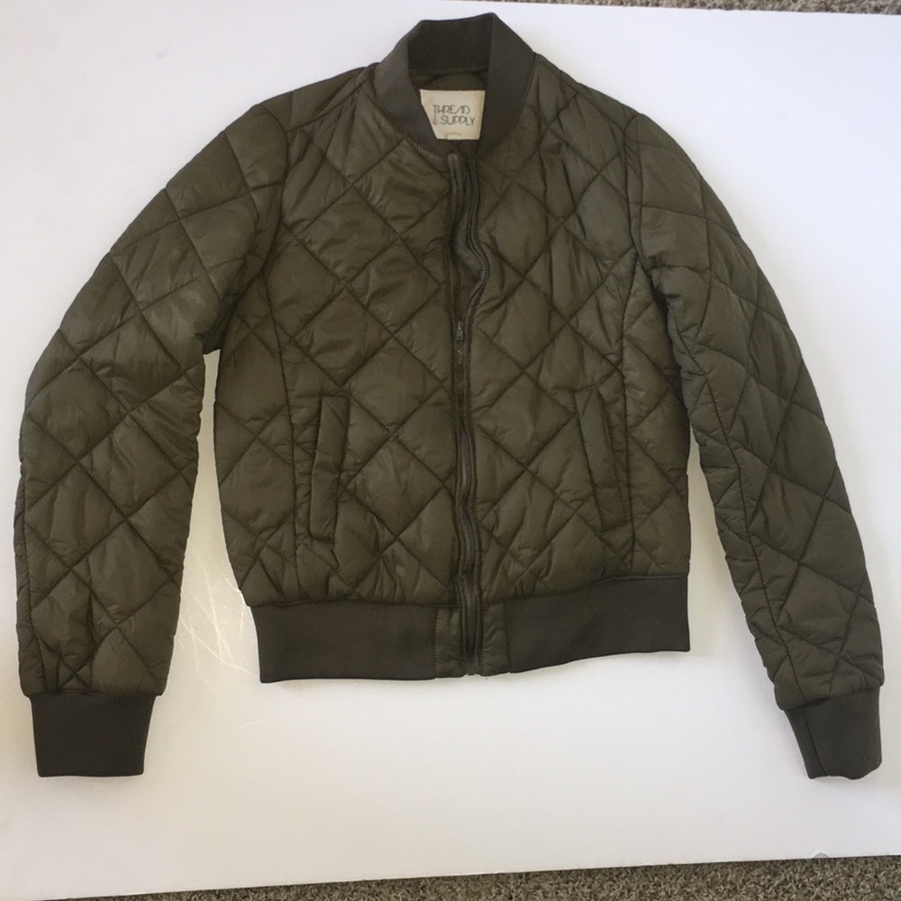 Woman’s Green bomber jacket